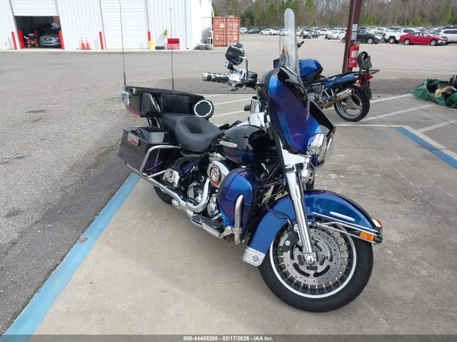 2010 HARLEY-DAVIDSON FLHTK 1HD1KEM17AB609248