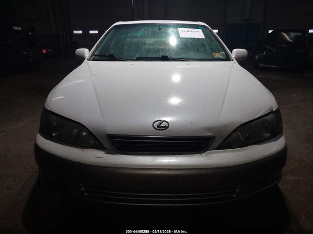 44408255 :رقم المزاد ، JT8BF28GXX5066359 vin ، 1999 Lexus Es 300 مزاد بيع