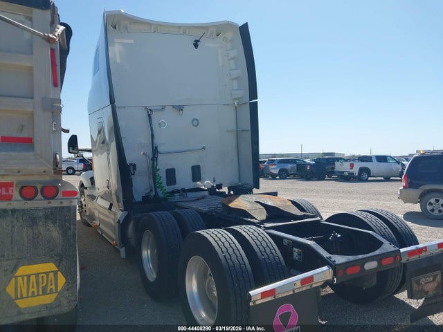 Auction sale of the 2023 Peterbilt 579, vin: 1XPBD49X6PD789289, lot number: 44408280