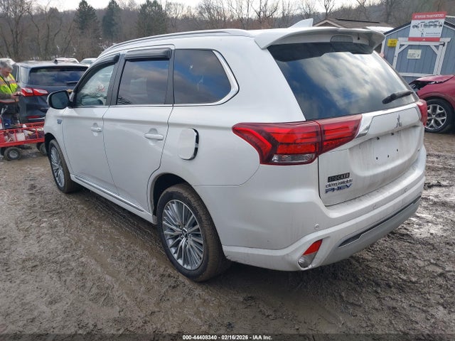 2020 MITSUBISHI OUTLANDER PHEV JA4J24A53LZ038798 Photo 2