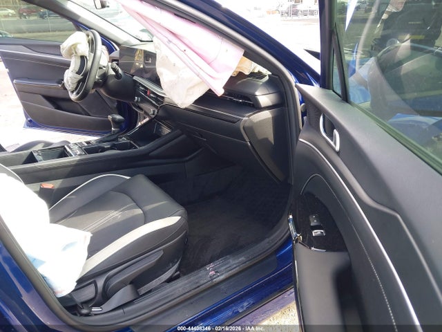 2025 Kia K5 Gt-line მანქანა იყიდება აუქციონზე, vin: KNAG64J76S5353748, აუქციონის ნომერი: 44408346