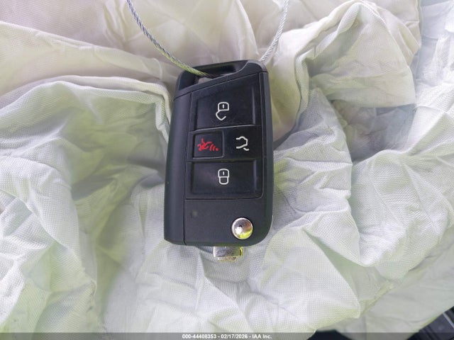 2022 VOLKSWAGEN JETTA 3VWBM7BU5NM019215 Photo 10