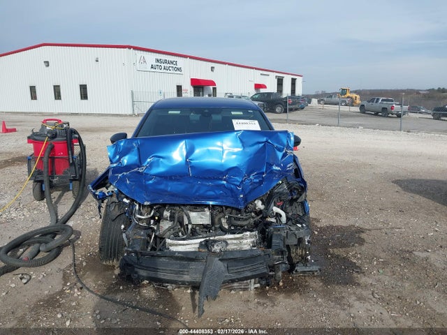 2022 Volkswagen Jetta 1.5t Sport მანქანა იყიდება აუქციონზე, vin: 3VWBM7BU5NM019215, აუქციონის ნომერი: 44408353