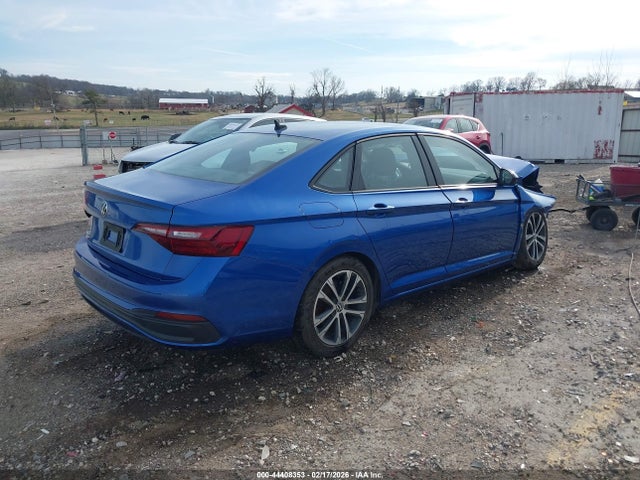 2022 VOLKSWAGEN JETTA 3VWBM7BU5NM019215 Photo 3