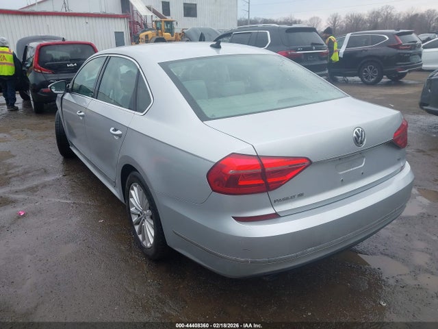Aukcja sprzedaży 2016 Volkswagen Passat 1.8t Se, vin: 1VWBT7A30GC008087, numer aukcji: 44408360