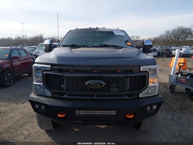1FT8W3BT6MED89939 Ford F-350 Lariat