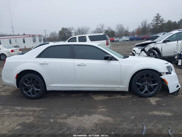 Продаж на аукціоні авто 2020 Chrysler 300 Touring, vin: 2C3CCAAG7LH171970, номер лоту: 44408368