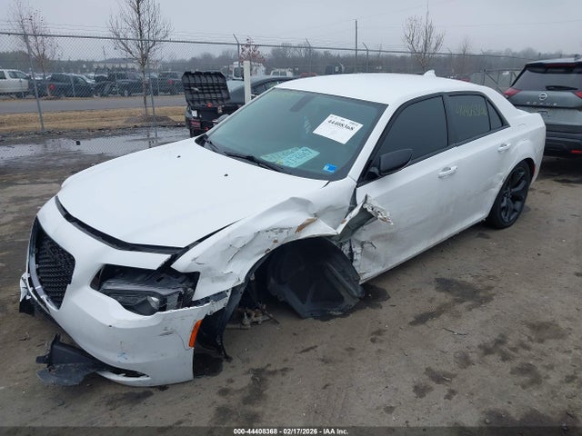 Продаж на аукціоні авто 2020 Chrysler 300 Touring, vin: 2C3CCAAG7LH171970, номер лоту: 44408368
