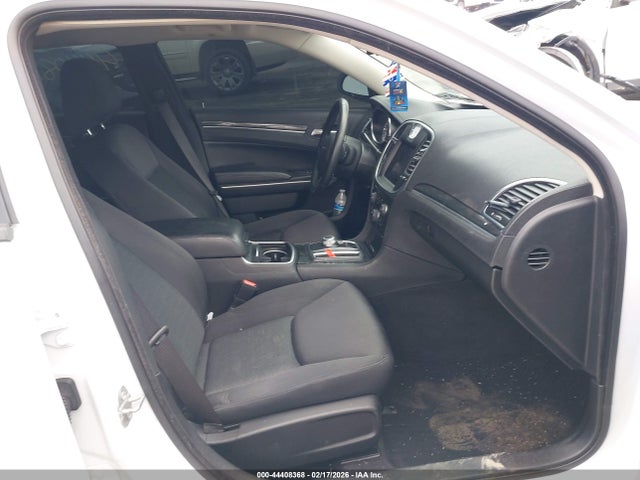 Продаж на аукціоні авто 2020 Chrysler 300 Touring, vin: 2C3CCAAG7LH171970, номер лоту: 44408368