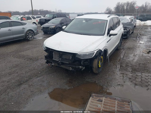 Aukcja sprzedaży 2024 Volkswagen Tiguan 2.0t Se/2.0t Wolfsburg Edition, vin: 3VV2B7AX0RM174136, numer aukcji: 44408370