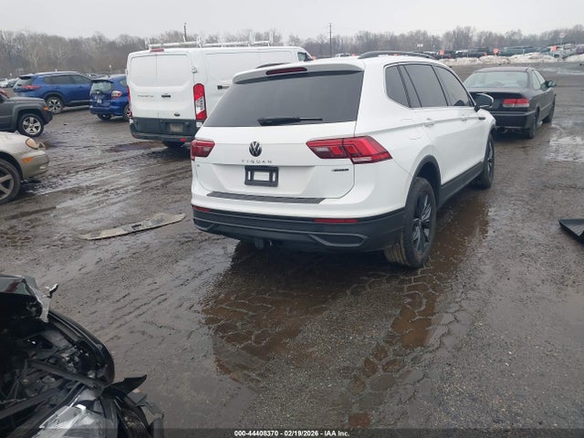 Aukcja sprzedaży 2024 Volkswagen Tiguan 2.0t Se/2.0t Wolfsburg Edition, vin: 3VV2B7AX0RM174136, numer aukcji: 44408370
