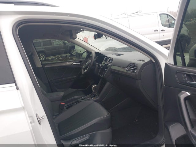 Aukcja sprzedaży 2024 Volkswagen Tiguan 2.0t Se/2.0t Wolfsburg Edition, vin: 3VV2B7AX0RM174136, numer aukcji: 44408370