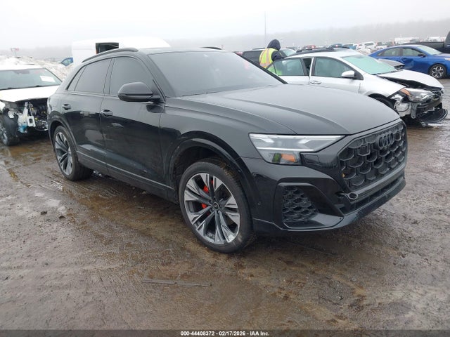 2024 AUDI Q8 WA1EVBF18RD019687 Photo 0