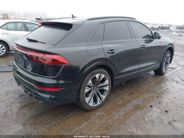 2024 AUDI Q8 WA1EVBF18RD019687 Photo 3