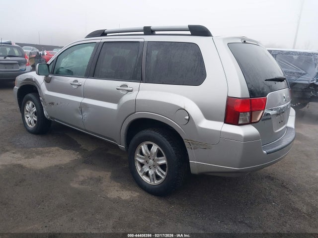 2011 MITSUBISHI ENDEAVOR 4A4JN2AS7BE031603 Photo 2