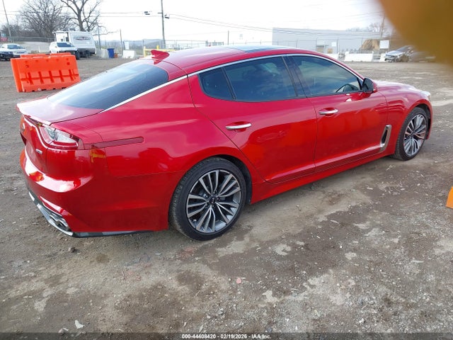 KIA Stinger Premium 2019 KNAE25LA2K6055600 Image 4