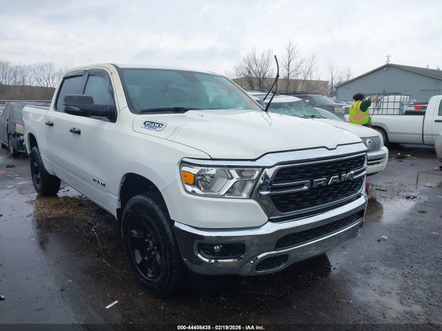 2024 RAM 1500 1C6RRFFG2RN111094