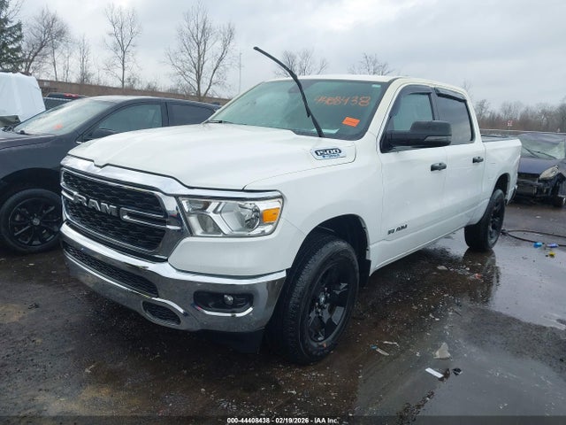2024 RAM 1500 1C6RRFFG2RN111094 Photo 1