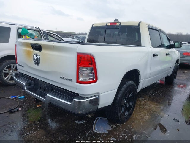 2024 RAM 1500 1C6RRFFG2RN111094 Photo 3