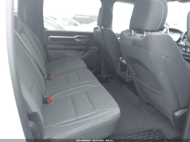 2024 RAM 1500 1C6RRFFG2RN111094 Photo 7