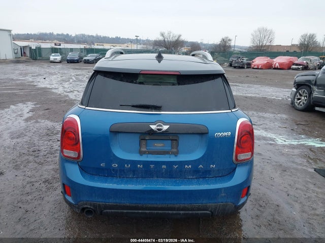Mini Countryman Cooper 2017 WMZYV5C35H3E02679 Image 16