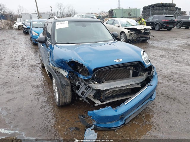 Mini Countryman Cooper 2017 WMZYV5C35H3E02679 Image 6
