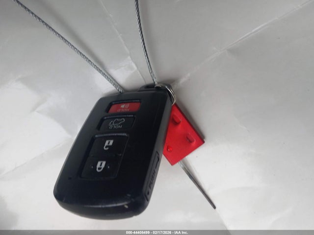 2018 Toyota Rav4 Xle მანქანა იყიდება აუქციონზე, vin: 2T3WFREV2JW422074, აუქციონის ნომერი: 44408499