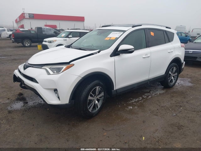 2018 Toyota Rav4 Xle მანქანა იყიდება აუქციონზე, vin: 2T3WFREV2JW422074, აუქციონის ნომერი: 44408499
