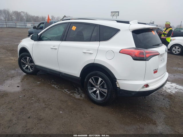 2018 Toyota Rav4 Xle მანქანა იყიდება აუქციონზე, vin: 2T3WFREV2JW422074, აუქციონის ნომერი: 44408499