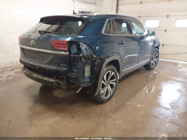 2023 VOLKSWAGEN ATLAS CROSS SPORT 1V2BC2CA1PC202191 Photo 3