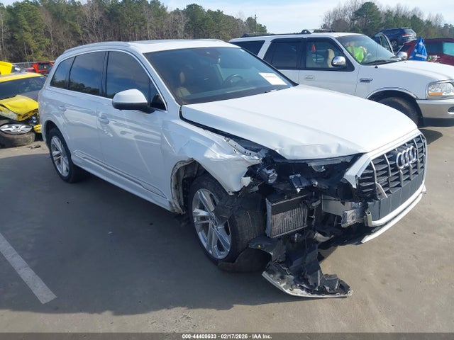 2020 AUDI Q7 WA1LXAF72LD000432