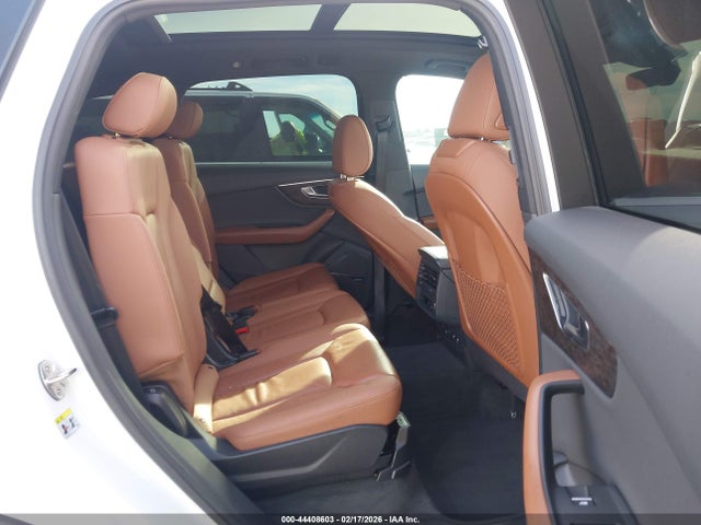 2020 AUDI Q7 WA1LXAF72LD000432 Photo 7