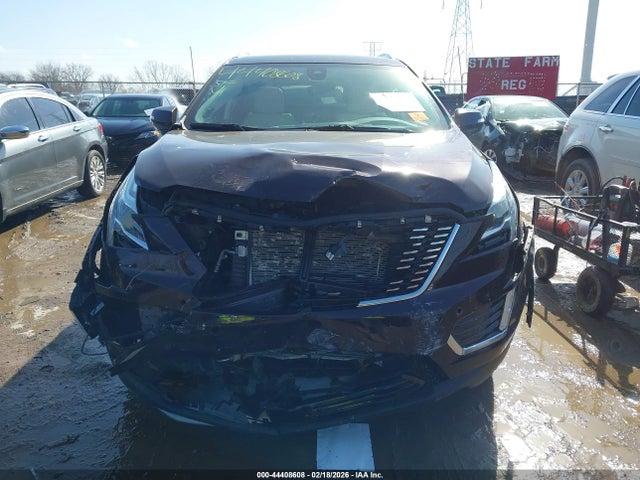 44408608 :رقم المزاد ، 1GYKNCRS3LZ132647 vin ، 2020 Cadillac Xt5 Fwd Premium Luxury مزاد بيع