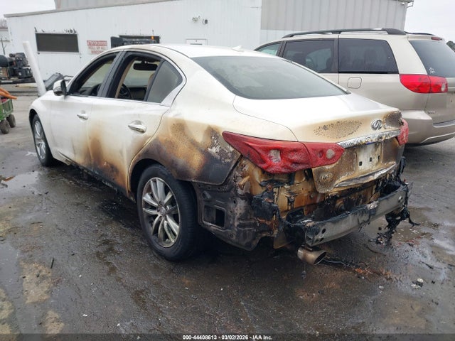 44408613 :رقم المزاد ، JN1BV7AR6FM400620 vin ، 2015 Infiniti Q50 Premium مزاد بيع