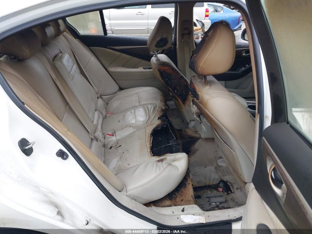 44408613 :رقم المزاد ، JN1BV7AR6FM400620 vin ، 2015 Infiniti Q50 Premium مزاد بيع