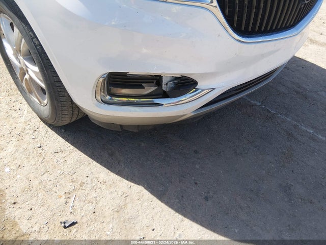Buick Enclave Essence 2018 5GAERBKW3JJ121966 Image 18
