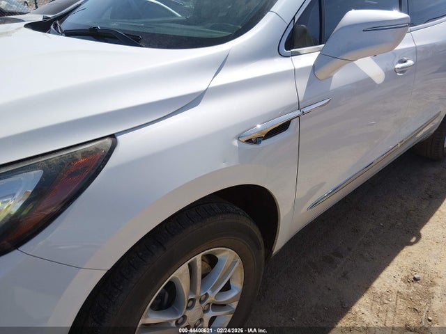 Buick Enclave Essence 2018 5GAERBKW3JJ121966 Image 19