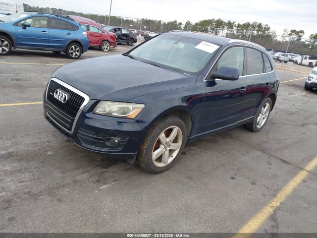 2010 AUDI Q5 WA1VKAFP8AA036681 Photo 1
