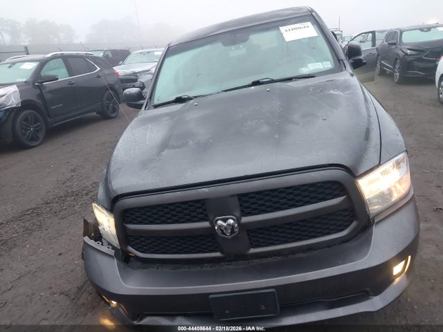 Продаж на аукціоні авто 2018 Ram 1500 Express  4x4 5'7 Box, vin: 1C6RR7KT9JS138064, номер лоту: 44408644