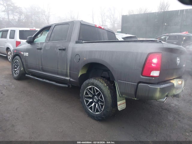 Продаж на аукціоні авто 2018 Ram 1500 Express  4x4 5'7 Box, vin: 1C6RR7KT9JS138064, номер лоту: 44408644