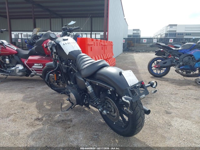 2020 HARLEY-DAVIDSON XL883 1HD4LE218LB433262 Photo 2