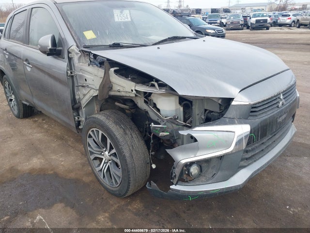 JA4AP3AU6HZ040300 Mitsubishi Outlander Sport 2.0 Le