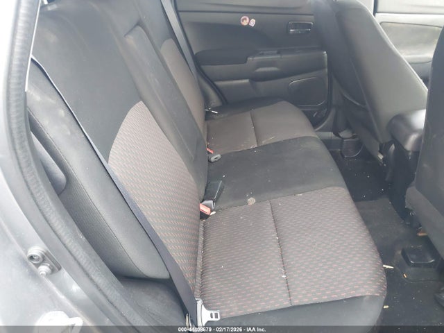 JA4AP3AU6HZ040300 Mitsubishi Outlander Sport 2.0 Le