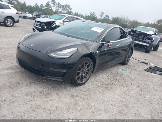 Продажа на аукционе авто 2018 Tesla Model 3, vin: 5YJ3E1EA3JF016167, номер лота: 44408734