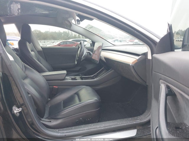 Продажа на аукционе авто 2018 Tesla Model 3, vin: 5YJ3E1EA3JF016167, номер лота: 44408734