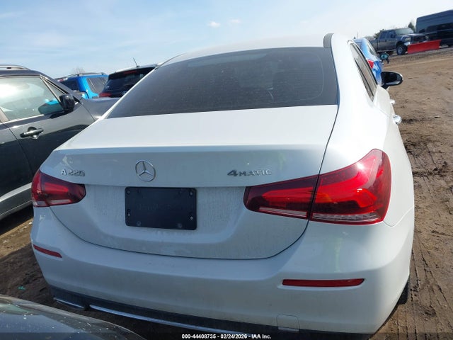 2020 Mercedes-benz A 220 4matic მანქანა იყიდება აუქციონზე, vin: WDD3G4FB6LW040079, აუქციონის ნომერი: 44408735