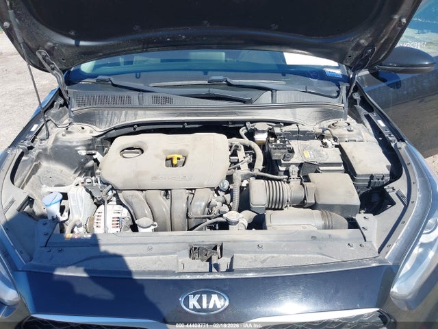 3KPF24AD4ME363086 KIA Forte Lxs