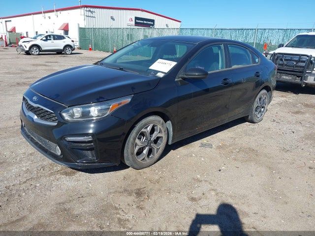 3KPF24AD4ME363086 KIA Forte Lxs
