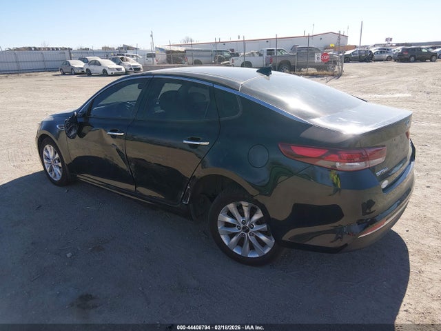 2018 KIA OPTIMA 5XXGT4L33JG242123 Photo 2