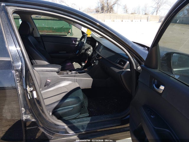 2018 KIA OPTIMA 5XXGT4L33JG242123 Photo 4